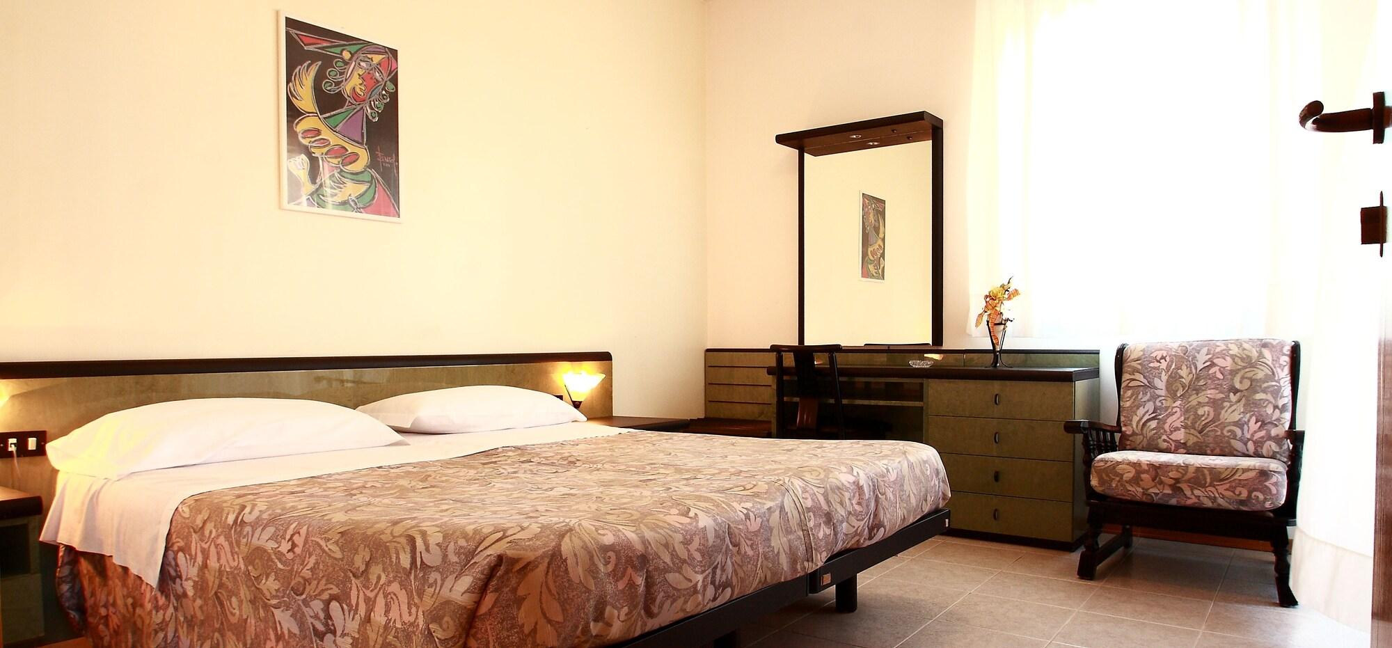 Hotel Duca Degli Abruzzi Montesilvano Exterior photo