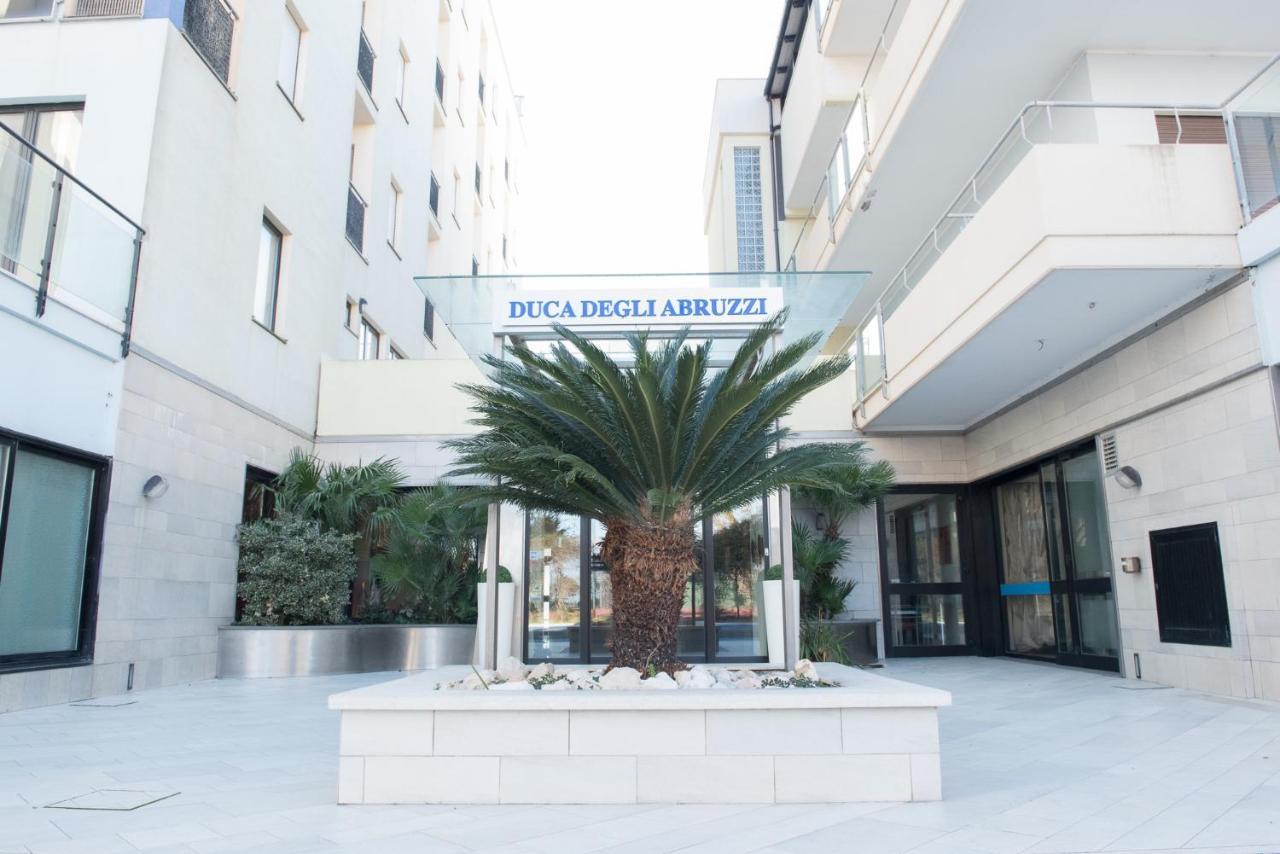 Hotel Duca Degli Abruzzi Montesilvano Exterior photo